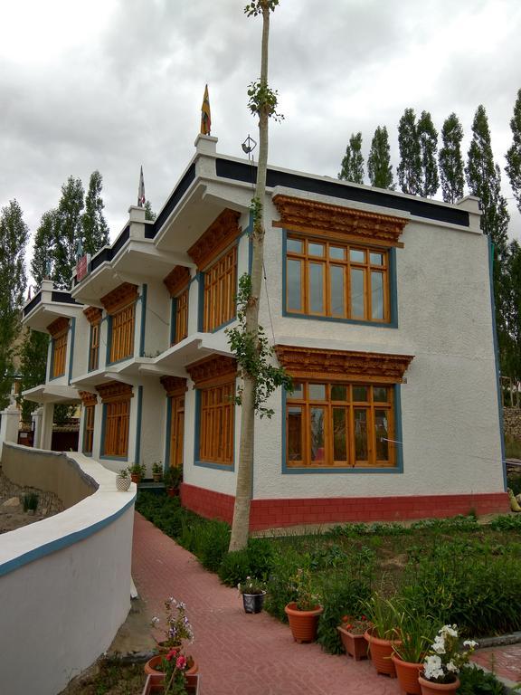 Nathula Guest House Leh Esterno foto