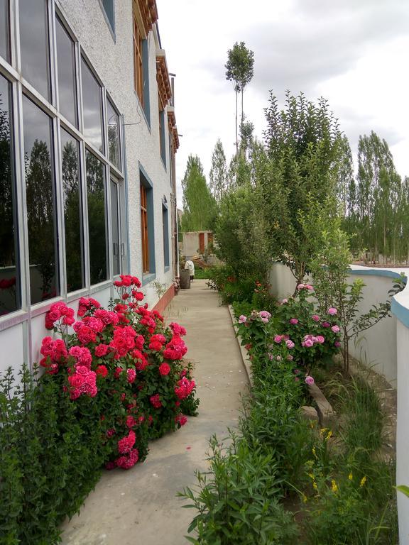 Nathula Guest House Leh Esterno foto
