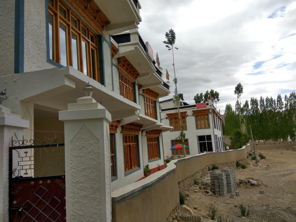 Nathula Guest House Leh Esterno foto